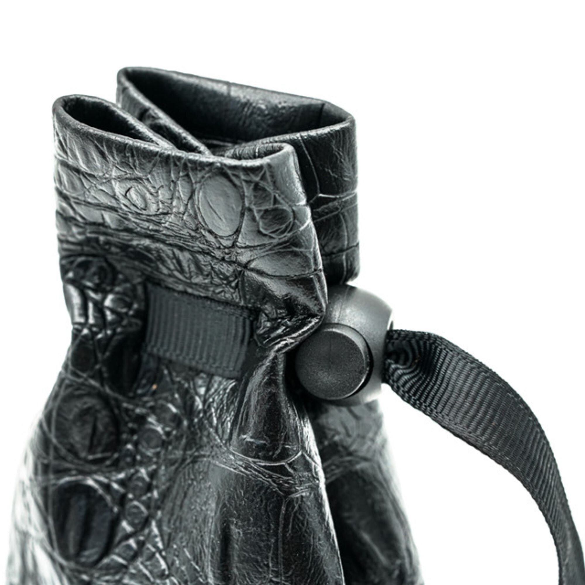 Skullduggery Leather DND/TTRPG Dice storage bag - Dicemaniac