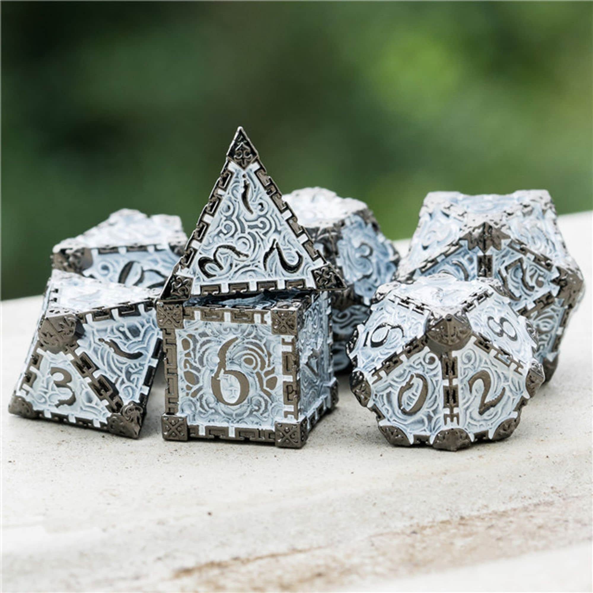 Dagger of Venom Black White Metal Rogue TTRPG/DND DICE SET - Dicemaniac