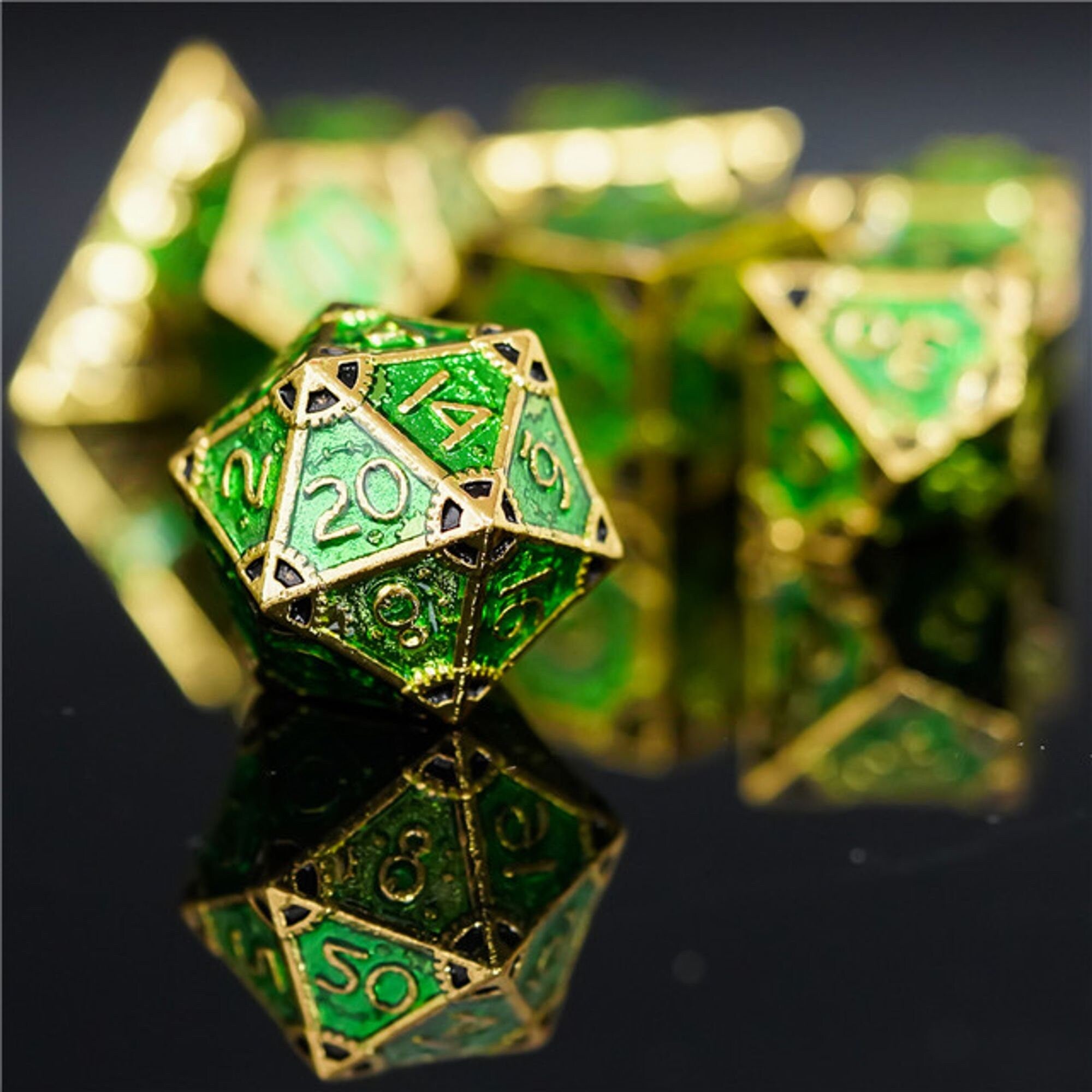 Steampunk Chaos Engine Poison Green Metal Rogue Style DND/TTRPG Dice set - Dicemaniac